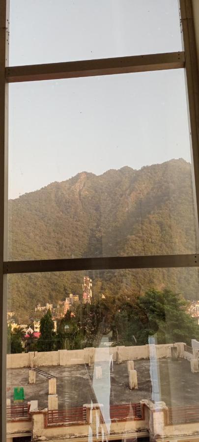 Ananta Residency Hotel Rishīkesh Buitenkant foto