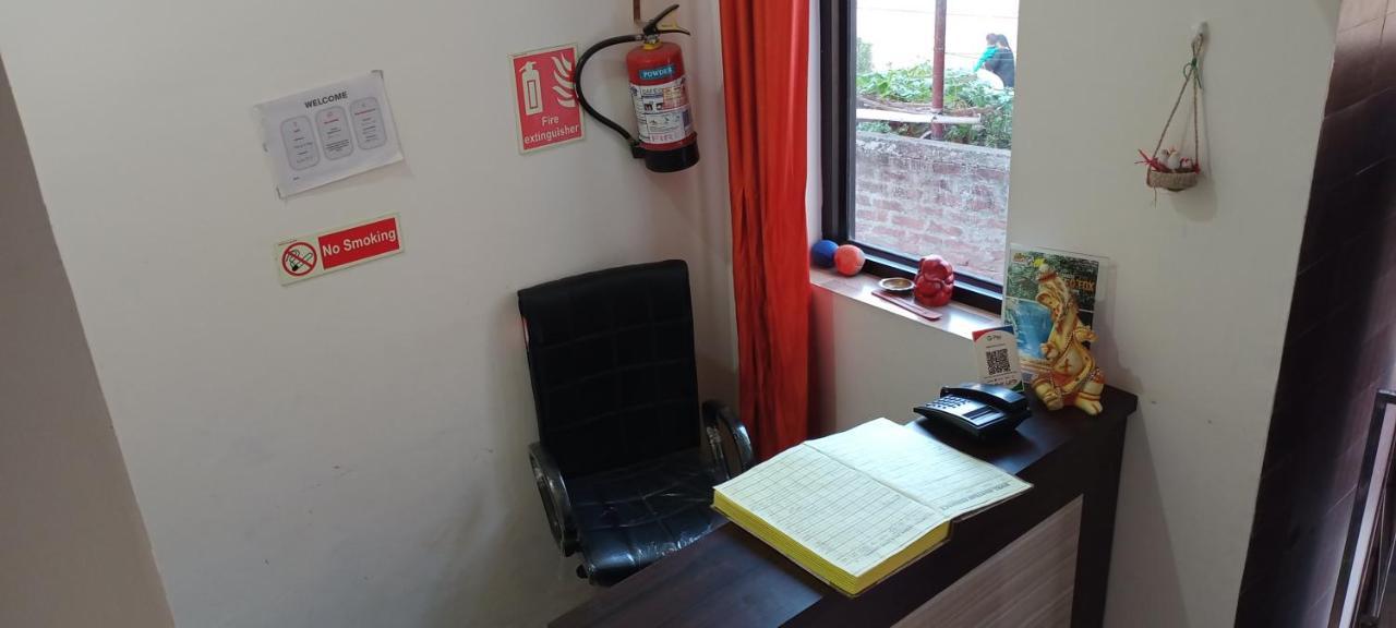 Ananta Residency Hotel Rishīkesh Buitenkant foto
